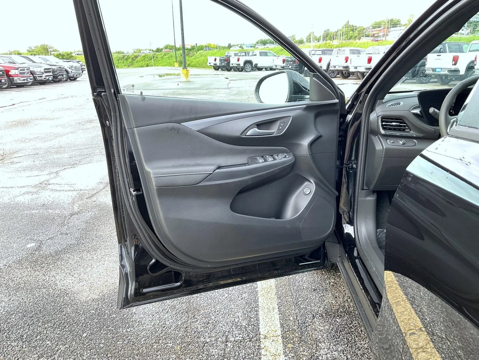 New 2026 Ebony Twilight Metallic Buick Preferred image 9