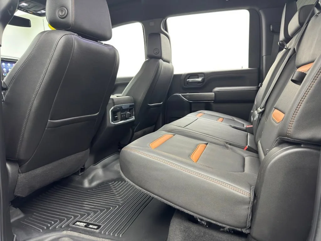 Used 2022 Onyx Black GMC AT4 image 37
