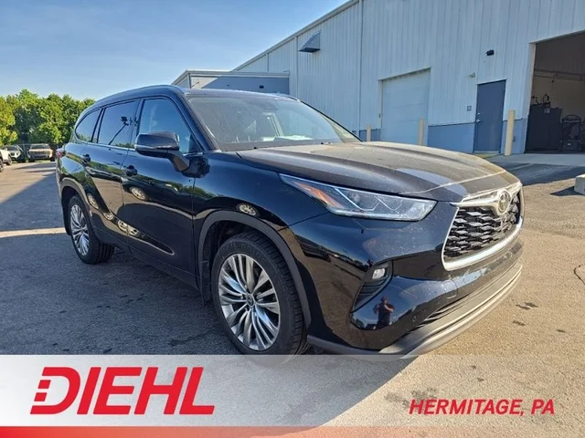 2022 Toyota Highlander Platinum
