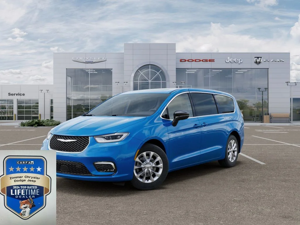 New 2026 Hydro Blue Pearl-Coat Exterior Paint Chrysler Limited image 1
