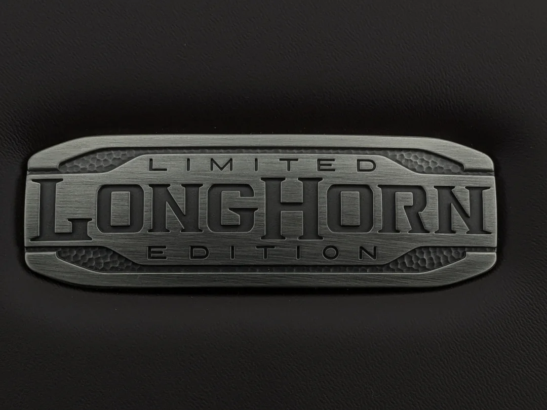 New 2026 Black RAM Limited Longhorn - - 4x4 - 5.7L HEMI V8 eTorque - Premium Leather - Pano Sunroof & More! image 25