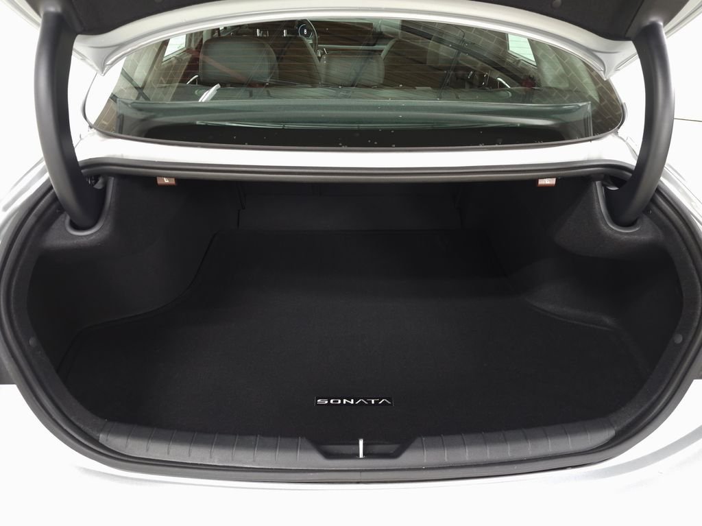 2025 Hyundai Sonata Hybrid Limited - Photo 9