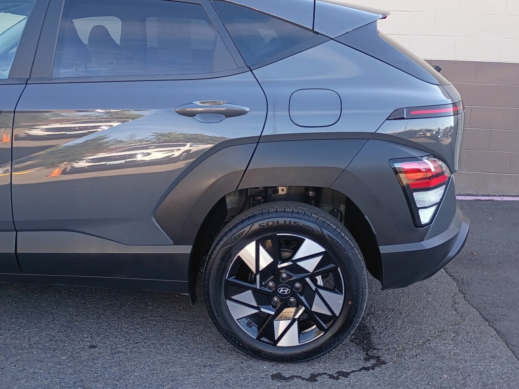 Certified Used 2025 Gray Hyundai SEL image 8