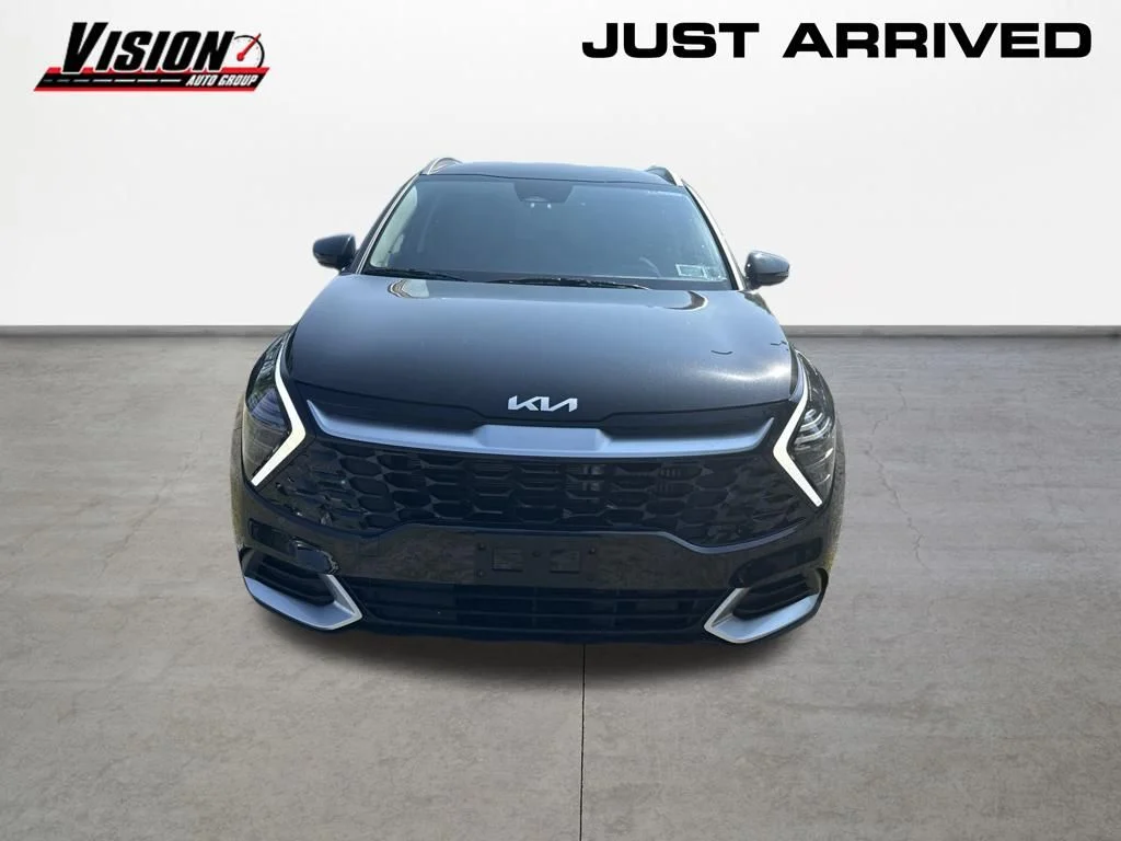 Used 2024 Black Kia EX image 8