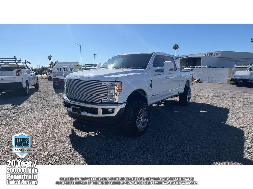 Used 2017 White Ford XLT image 7