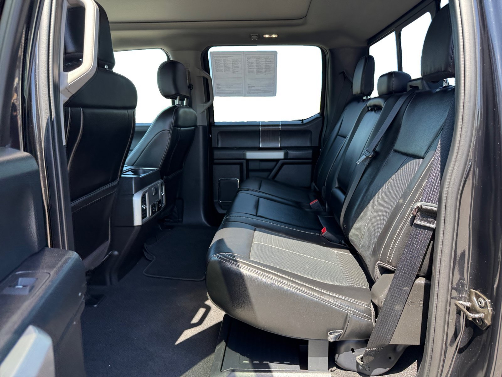 Used 2020 Black Metallic Ford Lariat image 16