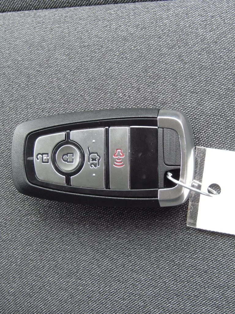 New 2026 Agate Black Metallic Ford Active image 39