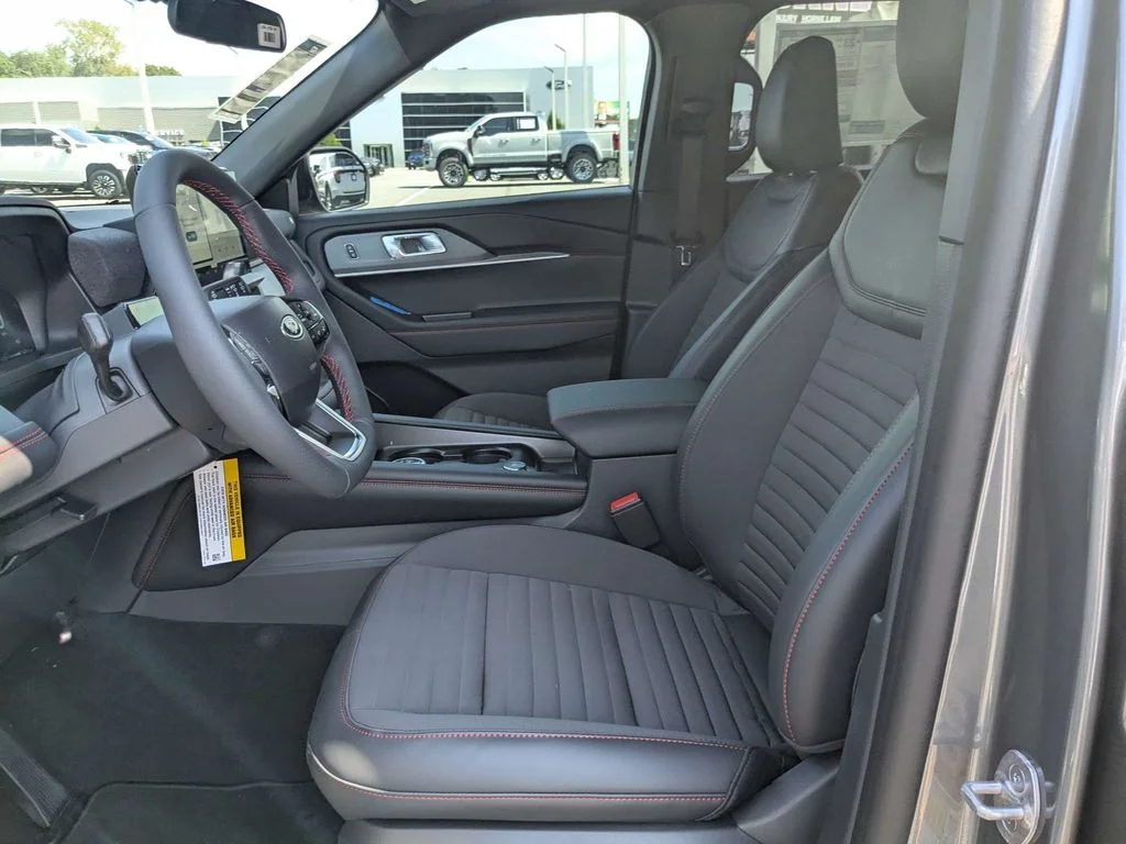 New 2027 Carbonized Gray Metallic Ford ST-Line image 13