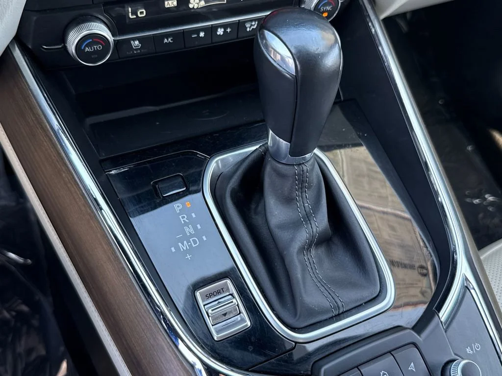 Used 2023 Black Mazda Signature image 27