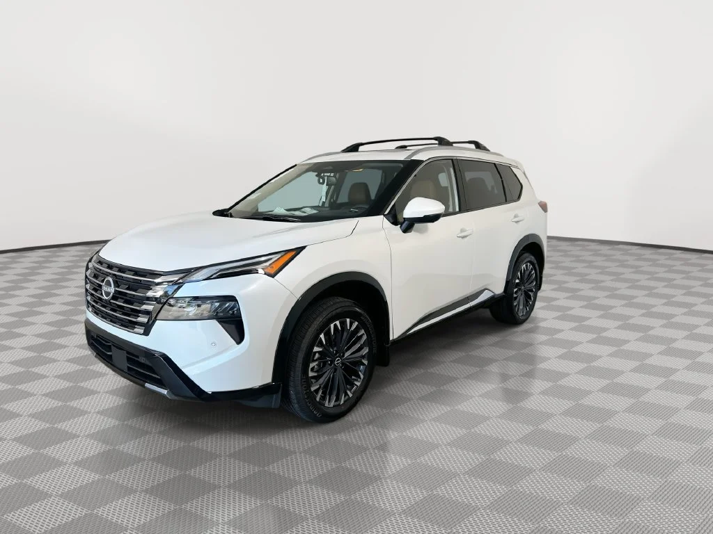New 2026 Everest White Pearl TriCoat Nissan Platinum image 4
