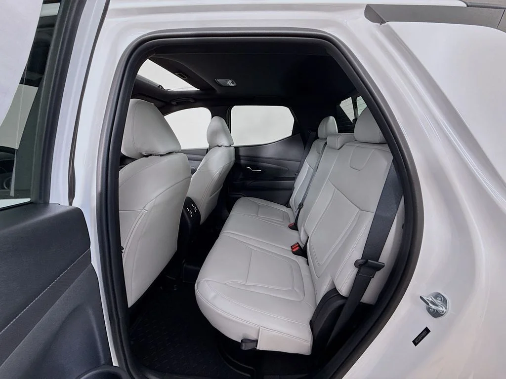 New 2026 Atlas White Hyundai SEL Activity image 24