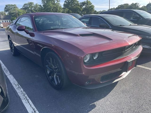 2022 Dodge Challenger SXT Auto's photo