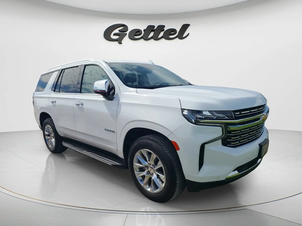 Used 2023 SUMMIT WHITE Chevrolet Premier image 2
