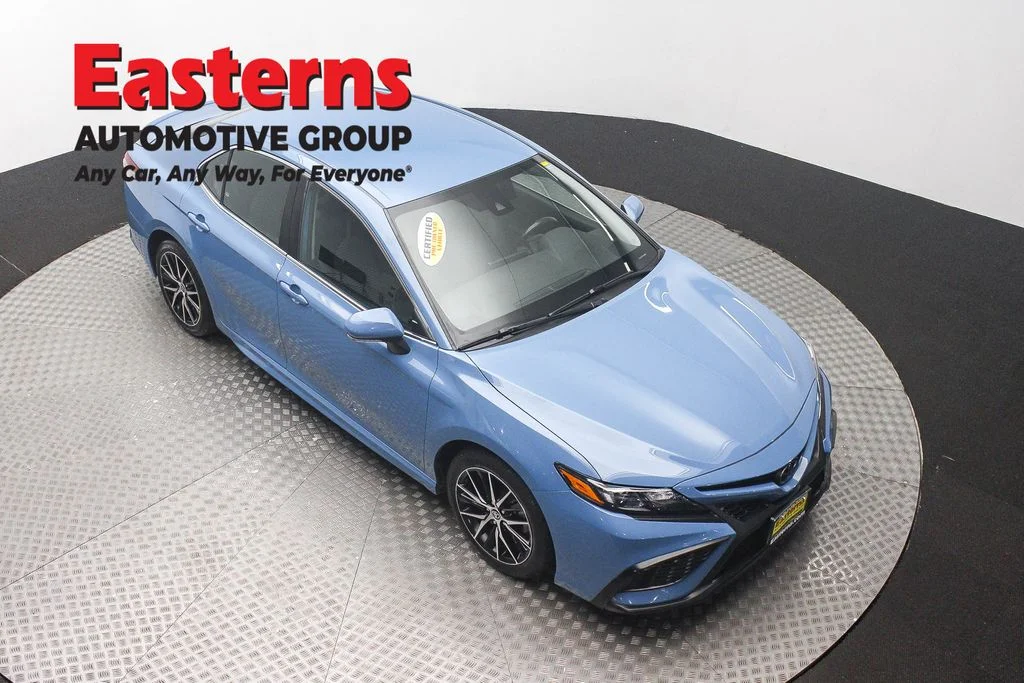 Used 2023 Blue Toyota SE image 3