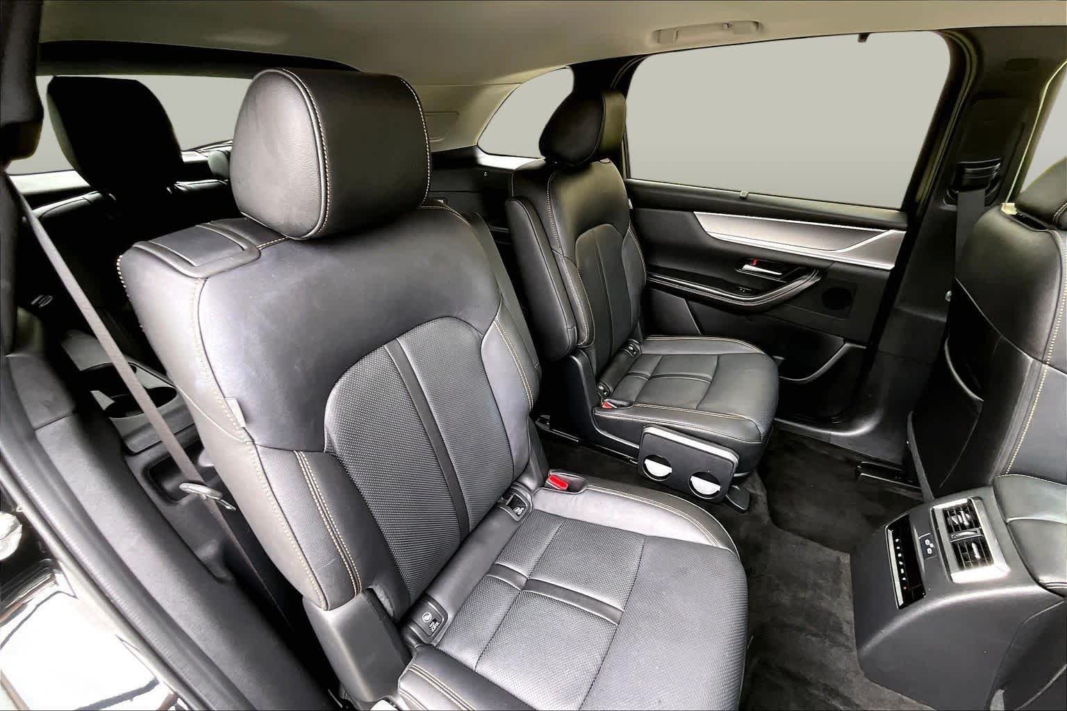 Used 2025 Jet Black Mica Mazda Preferred Package image 20