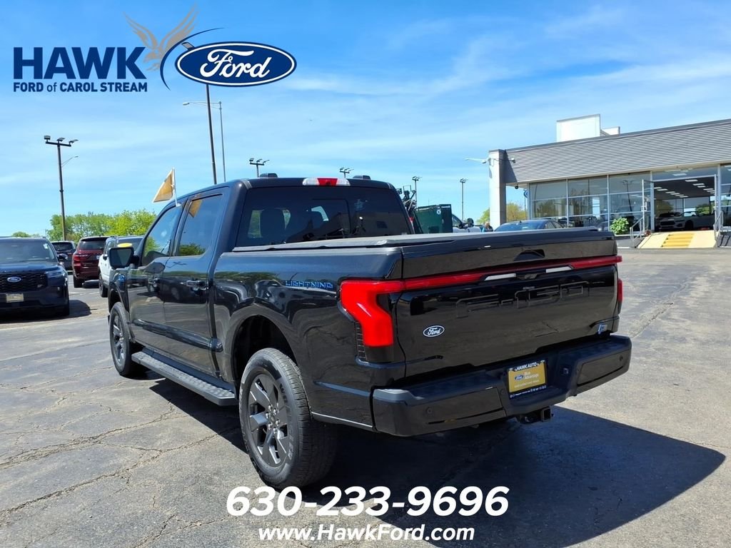 Used 2025 Black Ford Lariat image 5