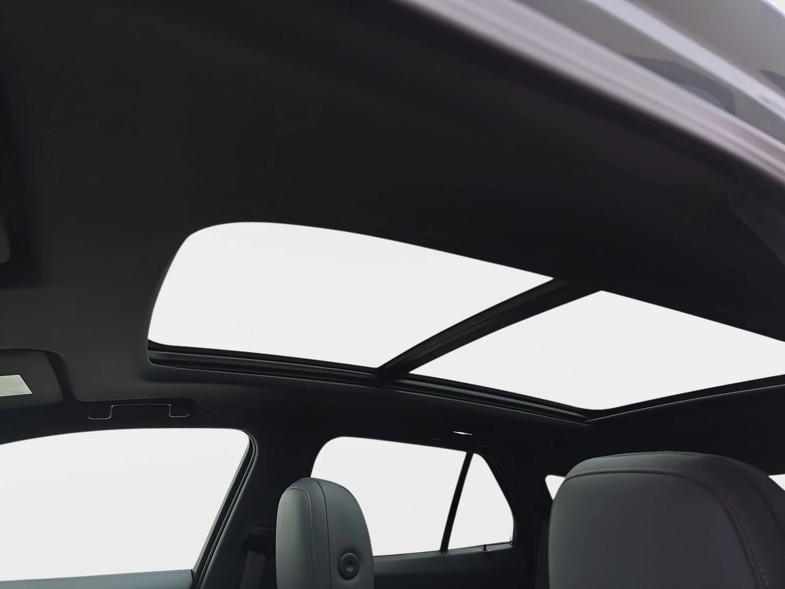 New 2026 Sonic Gray Pearl Honda Touring image 29