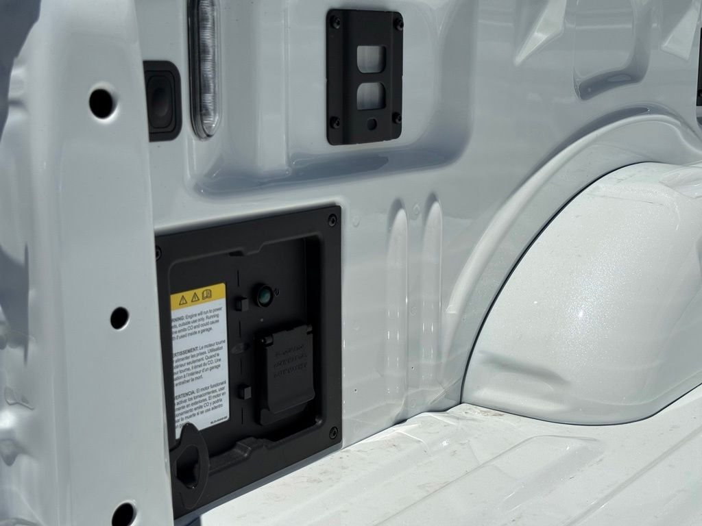 New 2026 Star White Metallic Tri-Coat Ford Platinum® image 16