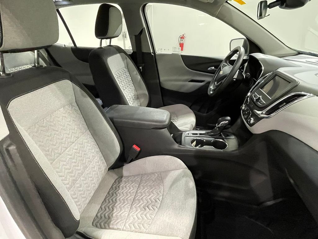Used 2023 White Chevrolet LS image 26