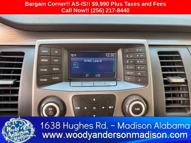 Used 2014 Mineral Gray Metallic Ford SE image 11