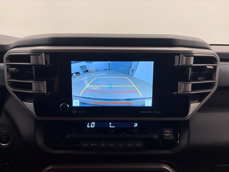 Used 2022  Toyota SR5 image 27