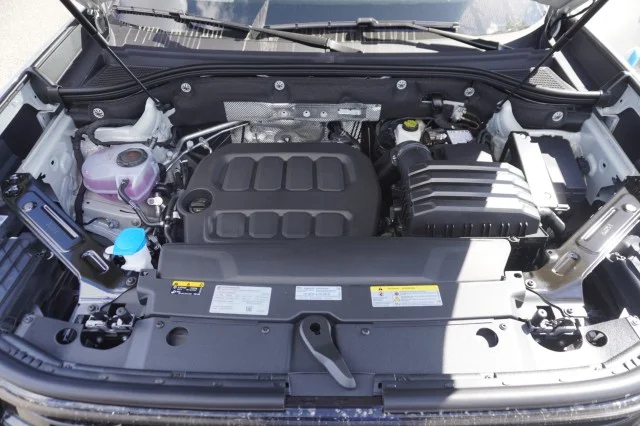 New 2027 Sandstone Volkswagen SE w/Technology image 38