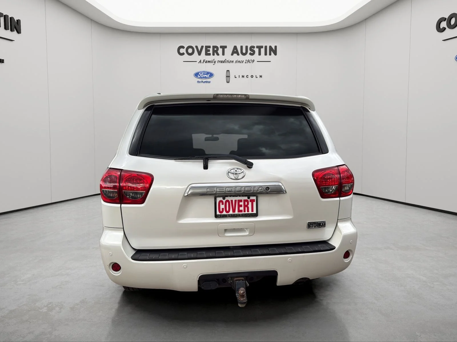 Used 2014 White Toyota Platinum image 4
