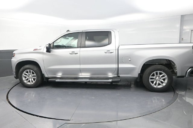 Used 2020 Silver Chevrolet LT image 4