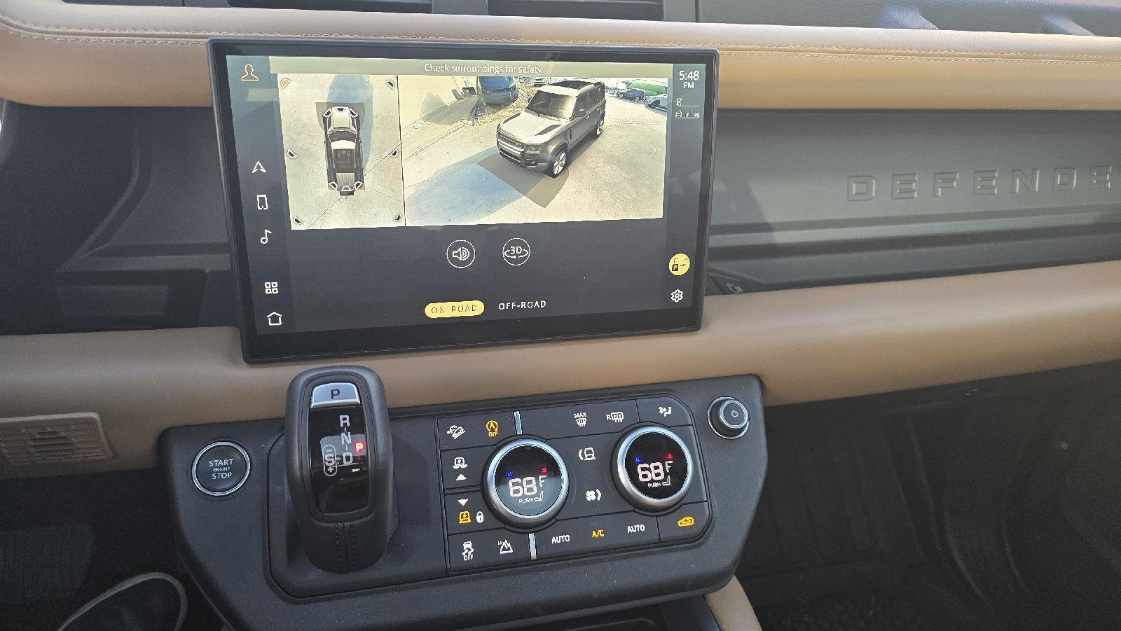 Used 2025 Santorini Black Land Rover S image 13