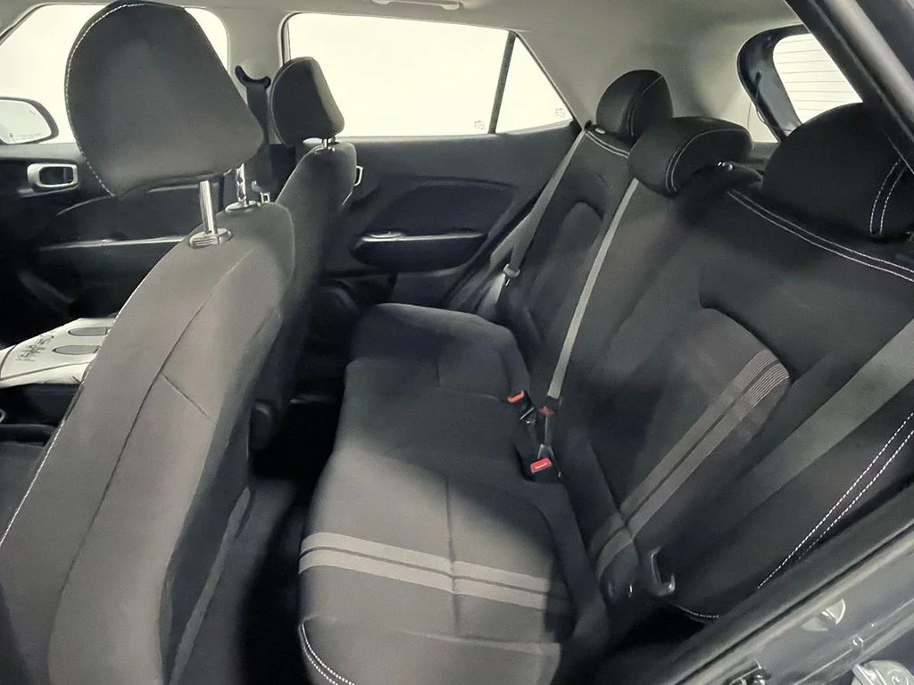 Used 2023 Gray Hyundai SEL image 14