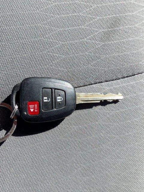 Used 2019 Silver Sky Metallic Toyota SR image 29