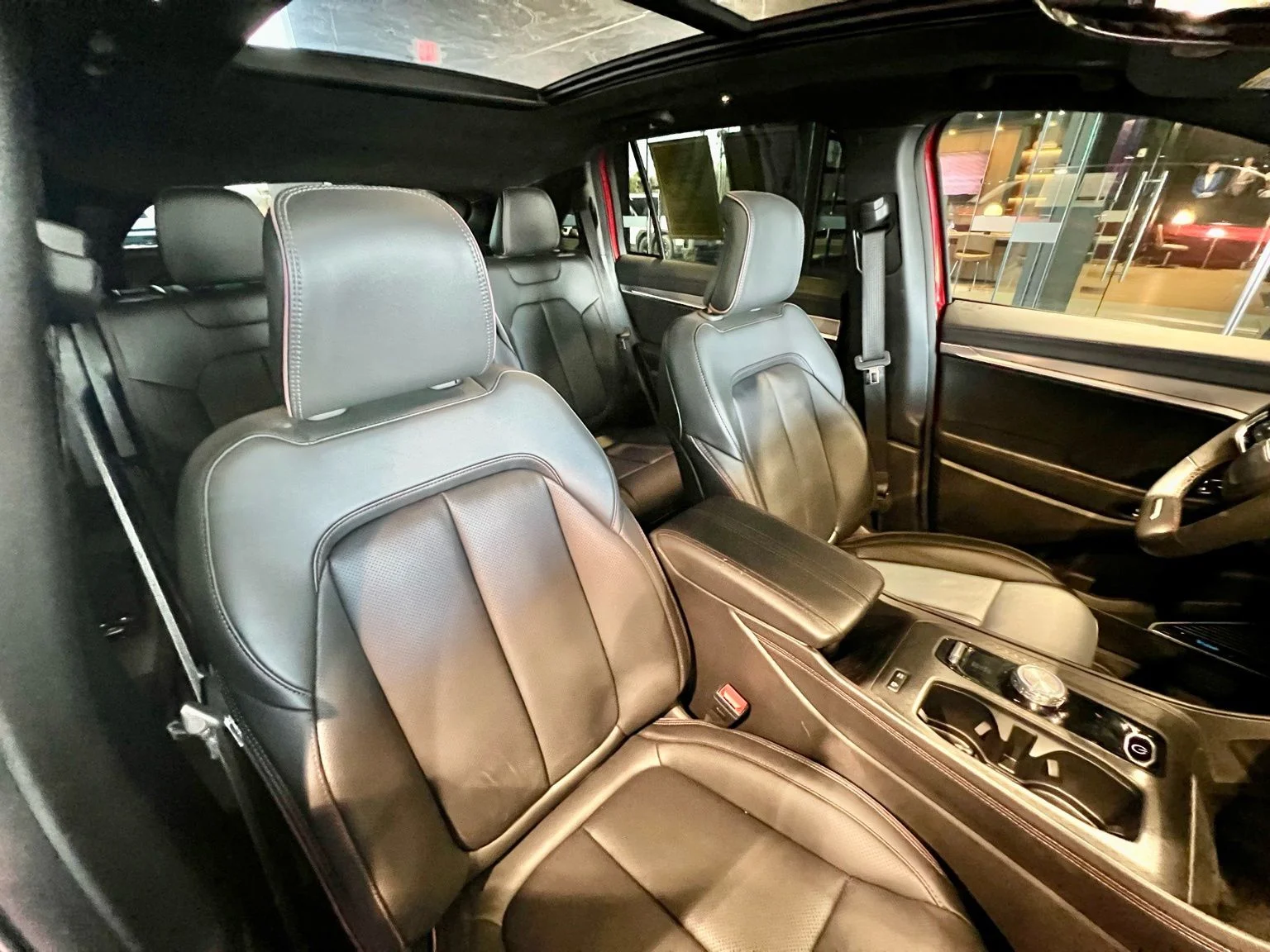 2024 Jeep Wagoneer S Launch Edition - Photo 13