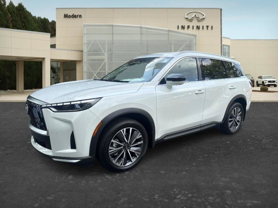 New 2027 Radiant White INFINITI LUXE image 1