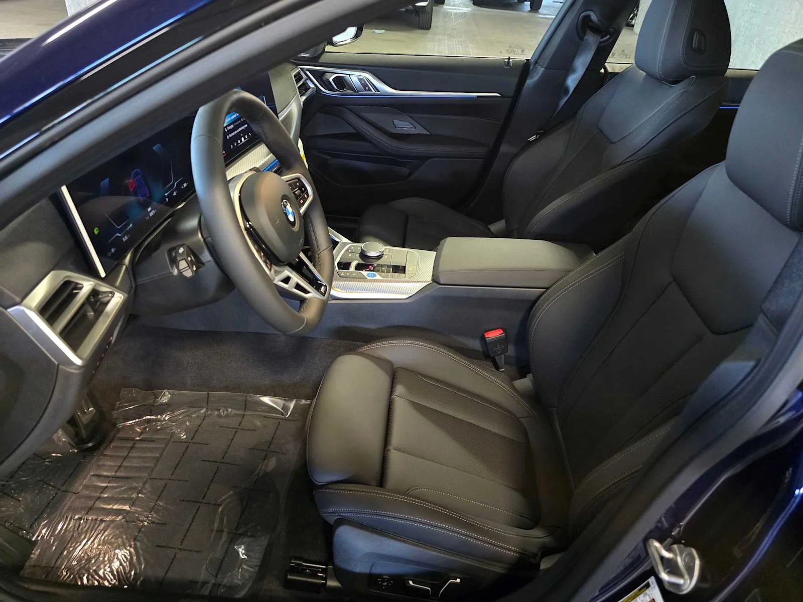 New 2026 Tanzanite Blue II Metallic BMW xDrive40 image 25