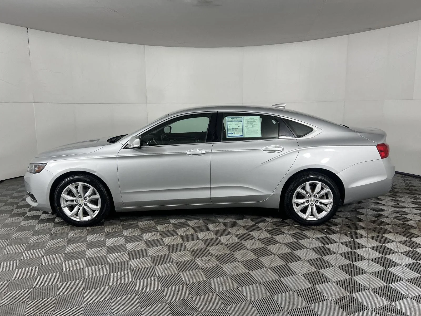 Used 2017 Silver Ice Metallic Chevrolet LT image 15