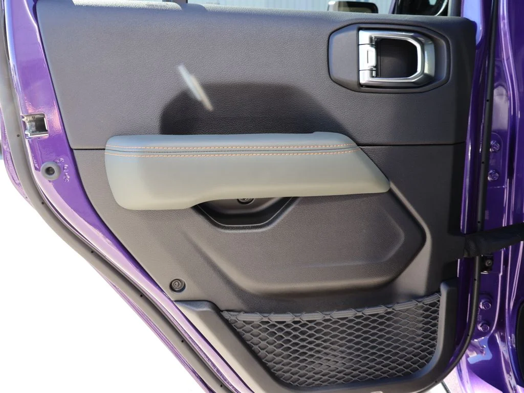 New 2026 Reign Exterior Paint Jeep Mojave image 16