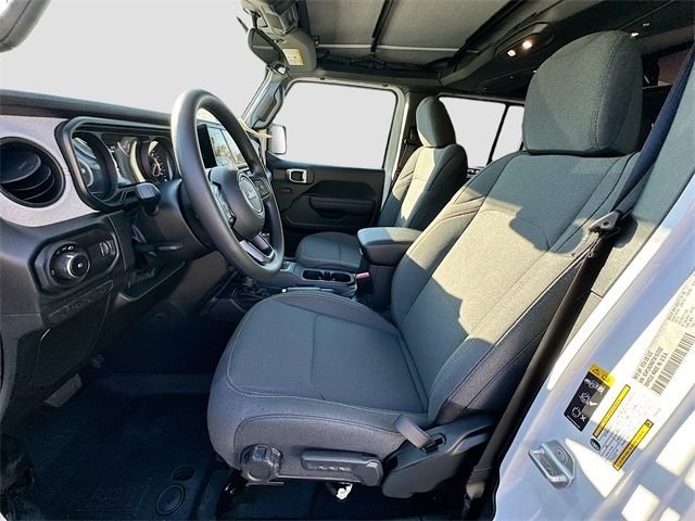 New 2026 Bright White Clear-Coat Exterior Paint Jeep Sport image 14