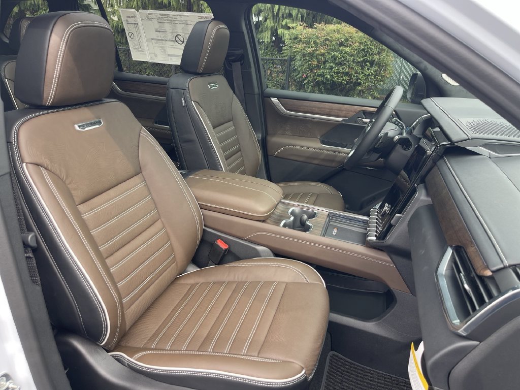 2027 GMC Acadia Denali Ultimate - Photo 29