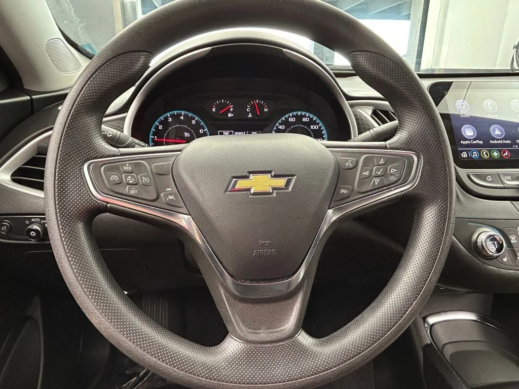 Used 2024 Mineral Gray Metallic Chevrolet LT image 28