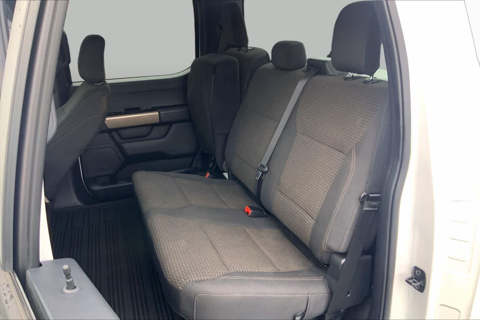 Used 2024 Oxford White Ford STX image 19