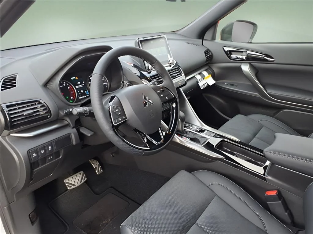 2026 Mitsubishi Eclipse Cross Black Edition - Photo 12