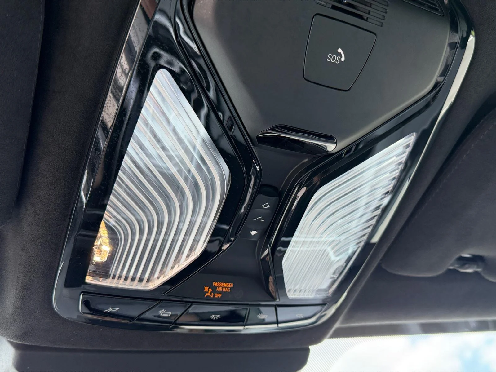 Used 2023 Black Sapphire Metallic BMW xDrive40i image 35