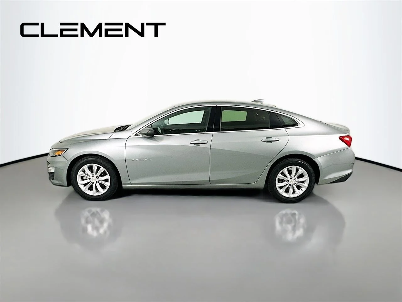 Used 2024 Sterling Gray Metallic Chevrolet LT image 6