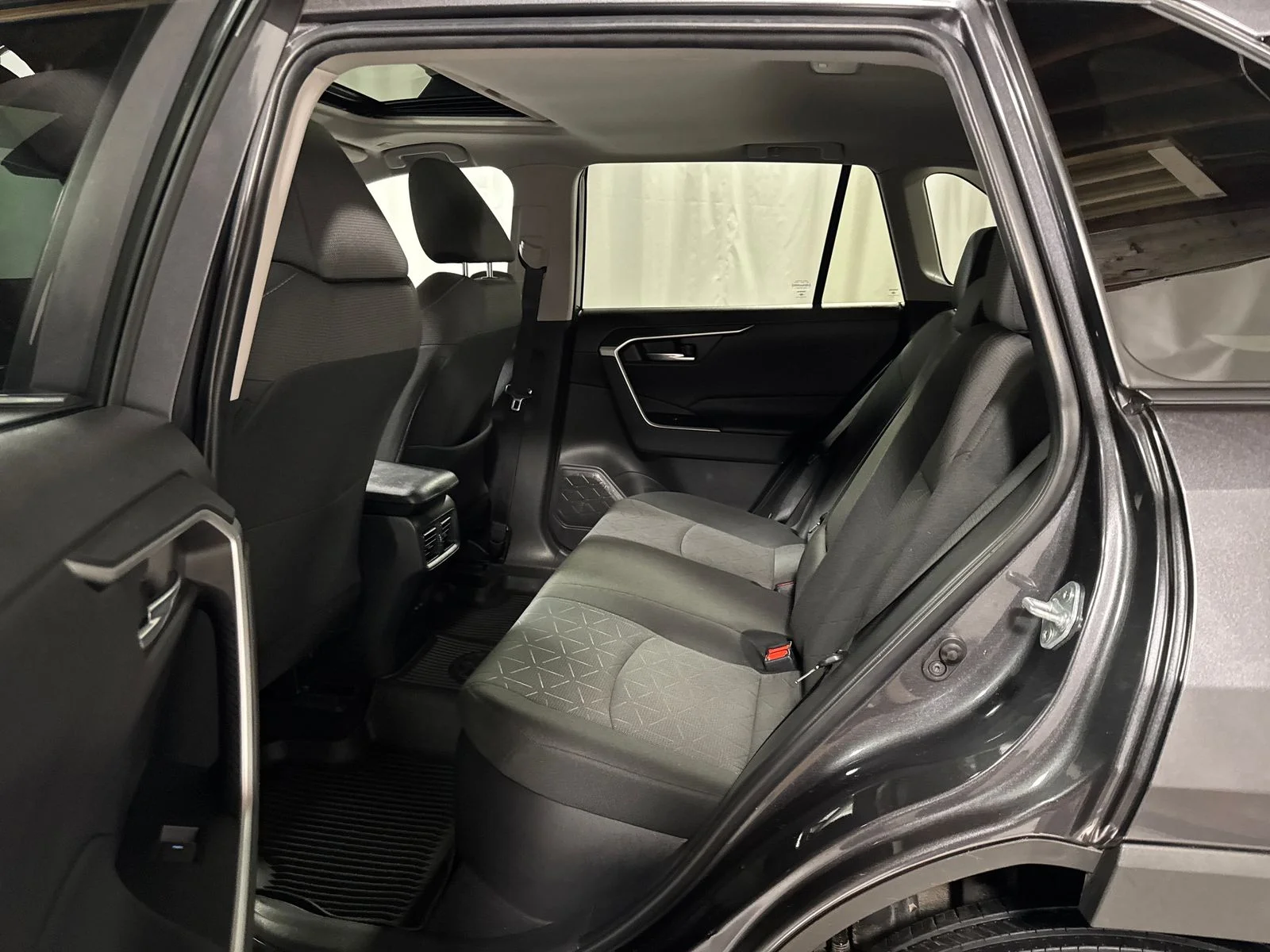 Used 2023 Magnetic Gray Metallic Toyota XLE image 5