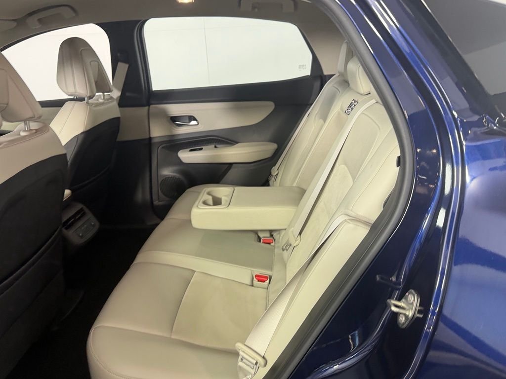 Used 2023 Deep Ocean Blue Nissan ENGAGE image 29