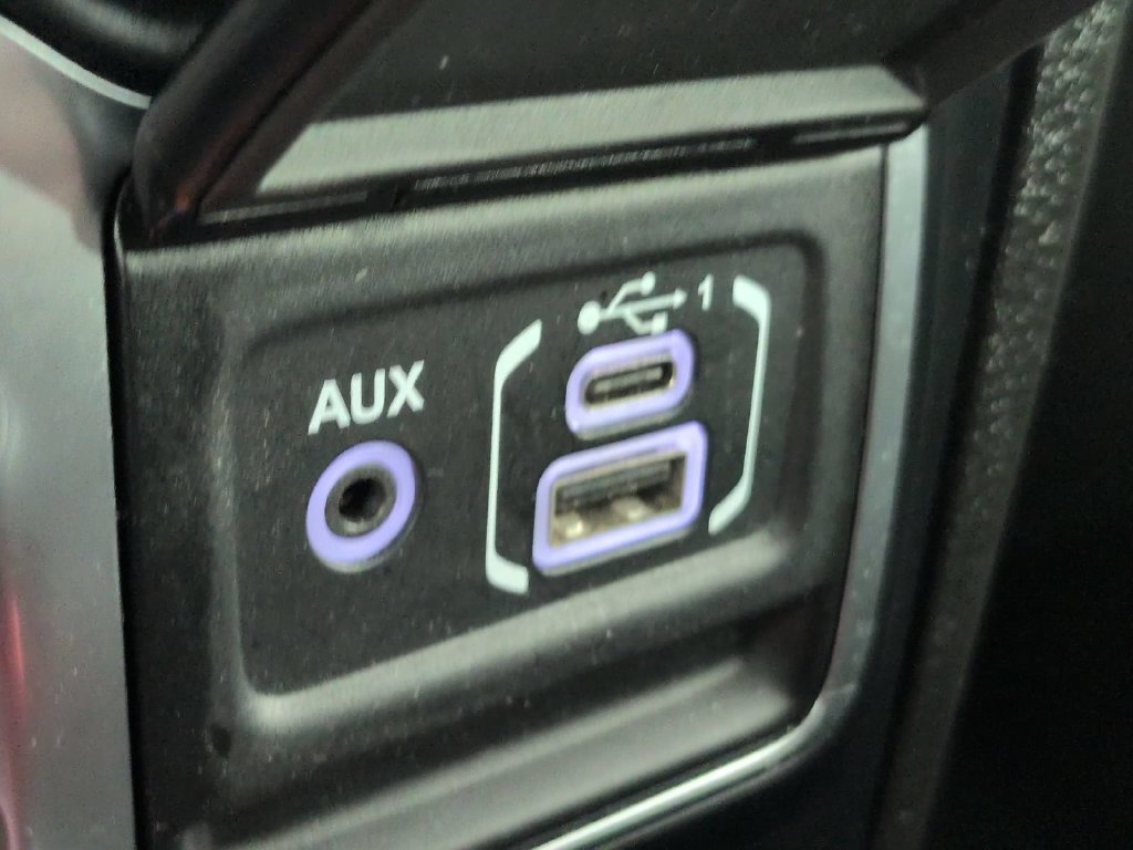 Used 2024 White Jeep Sahara 4xe image 34