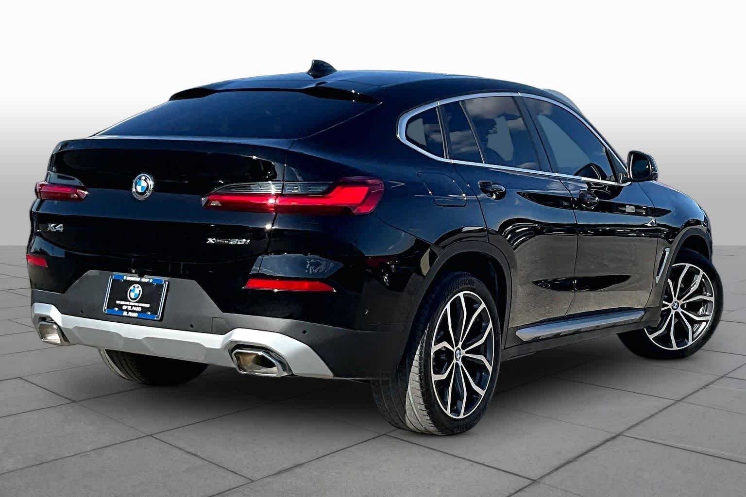 Used 2025 Jet Black BMW xDrive30i image 12
