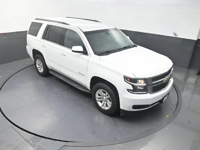 Used 2017 White Chevrolet LS image 12