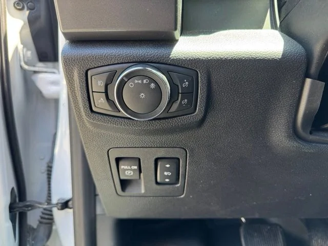 Used 2017 White Ford XLT image 24