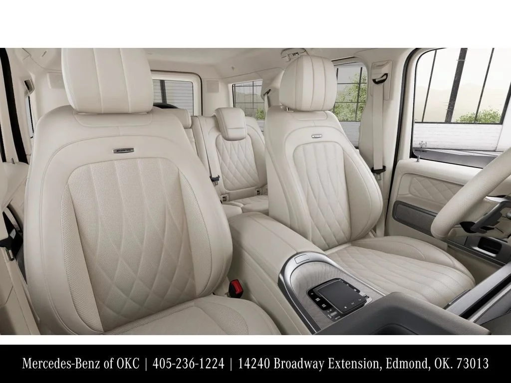 New 2027 MANUFAKTUR Moonlight White Metallic Mercedes-Benz AMG® G 63 SUV image 48